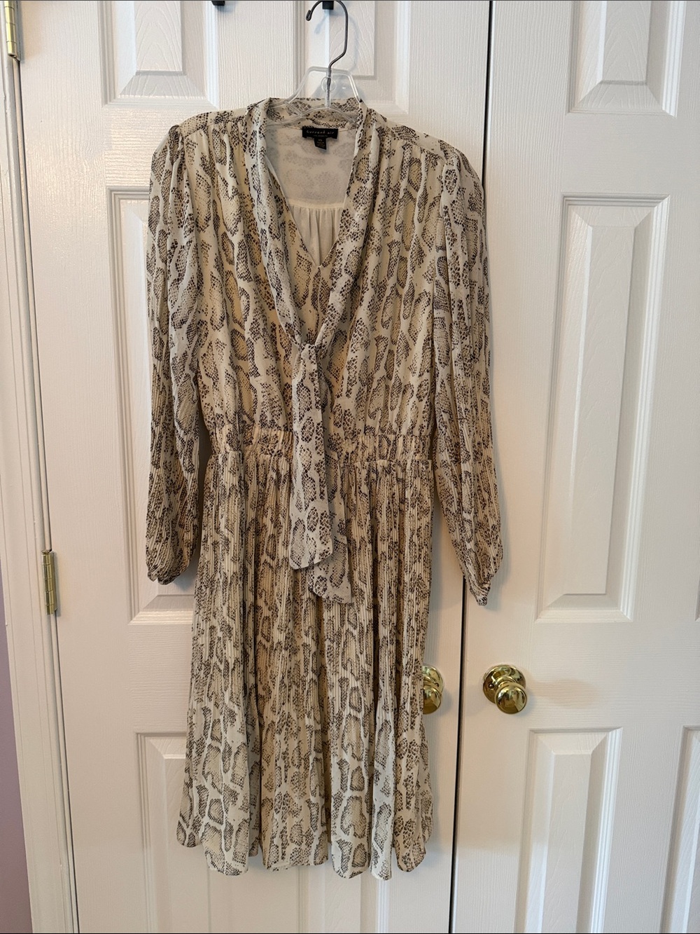 Current Air Snake Print Long Sleeve Tie-Neck Dress in Beige and Brown